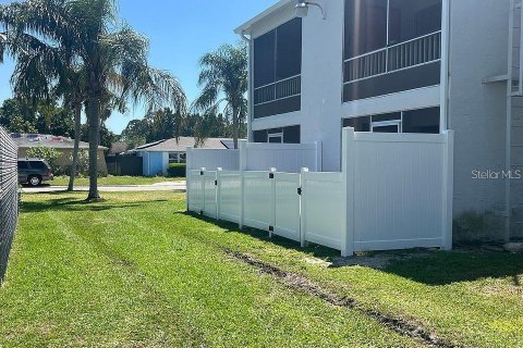 Apartment in Port Richey, Florida 2 bedrooms, 88.26 sq.m. № 1886899 - photo 2