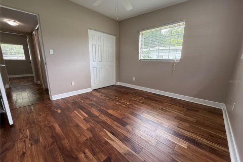 House in Orlando, Florida 4 bedrooms, 192.31 sq.m. № 1776570 - photo 11