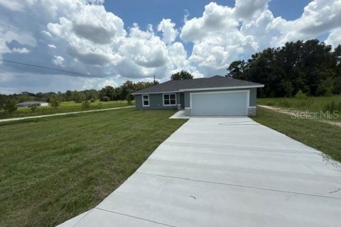 House in Ocala, Florida 3 bedrooms, 129.97 sq.m. № 1918799 - photo 2