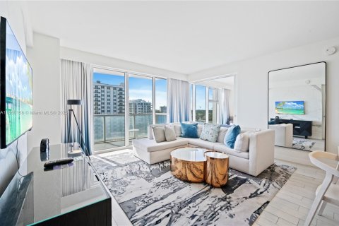 Condominio en venta en Fort Lauderdale, Florida, 2 dormitorios, 109.25 m2 № 1889548 - foto 8