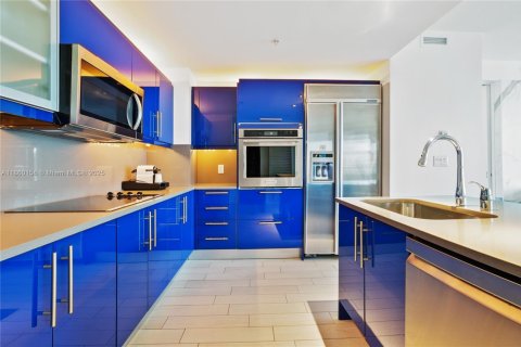 Condominio en venta en Fort Lauderdale, Florida, 2 dormitorios, 109.25 m2 № 1889548 - foto 15