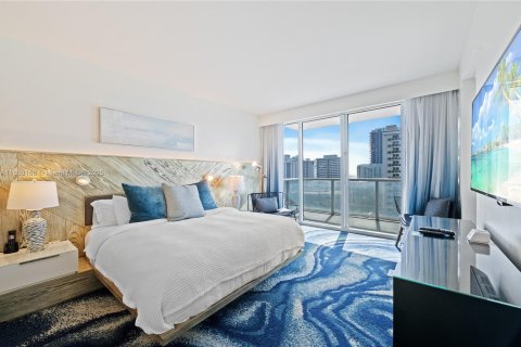 Condominio en venta en Fort Lauderdale, Florida, 2 dormitorios, 109.25 m2 № 1889548 - foto 19