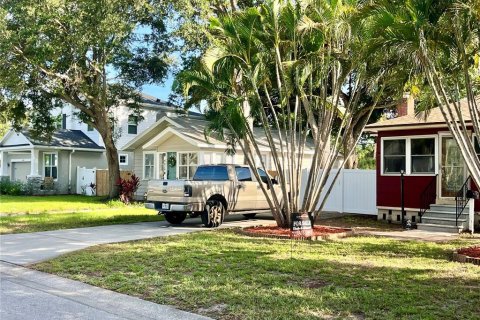 House in Saint Petersburg, Florida 2 bedrooms, 83.24 sq.m. № 1778399 - photo 12