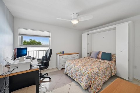 Condominio en venta en Venice, Florida, 2 dormitorios, 97.18 m2 № 2200390 - foto 16