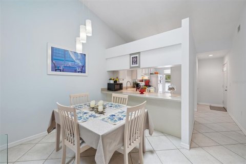 Condominio en venta en Venice, Florida, 2 dormitorios, 97.18 m2 № 2200390 - foto 9