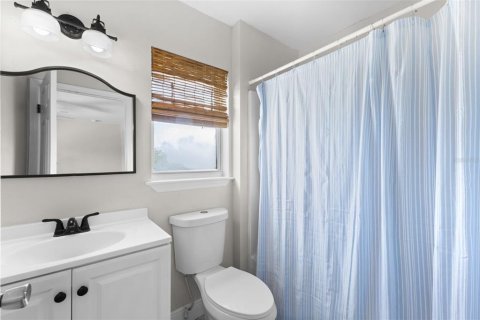 House in Terra Ceia, Florida 6 bedrooms, 200.67 sq.m. № 1582213 - photo 15