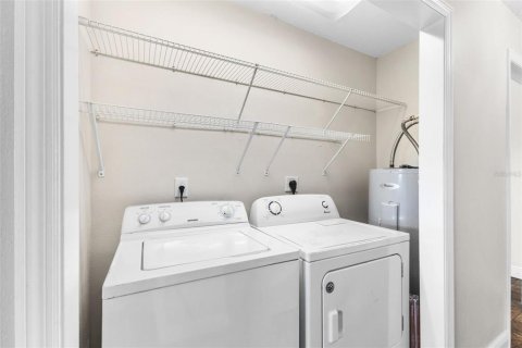 House in Terra Ceia, Florida 6 bedrooms, 200.67 sq.m. № 1582213 - photo 17