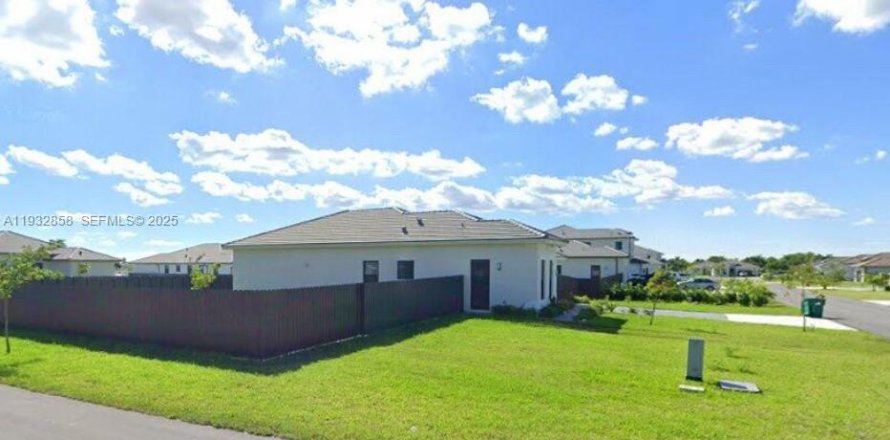 Квартира в Хомстед, Флорида 1 спальня № 1991682