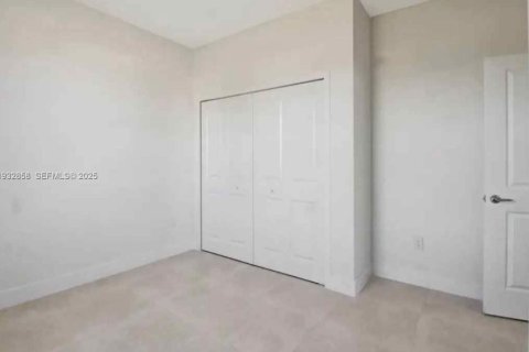 Снять в аренду квартиру в Хомстед, Флорида 1 спальня, № 1991682 - фото 5