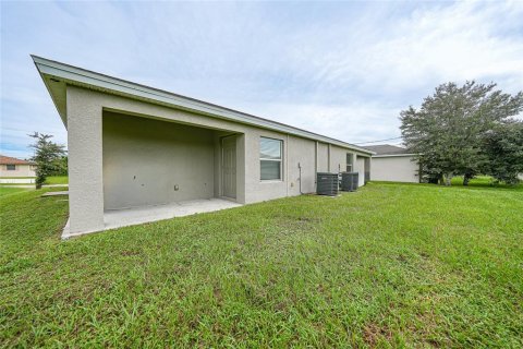 Immobilier commercial à vendre à Englewood, Floride: 4 chambres, 194.72 m2 № 2238833 - photo 24