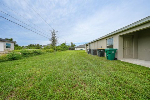 Immobilier commercial à vendre à Englewood, Floride: 4 chambres, 194.72 m2 № 2238833 - photo 22