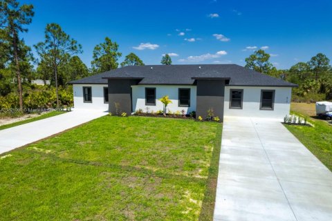 Commercial property in Lehigh Acres, Florida 274.62 sq.m. № 1794160 - photo 3