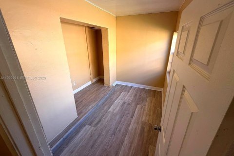 Снять в аренду виллу или дом в Майами, Флорида 3 спальни, 139.35м2, № 2080654 - фото 20