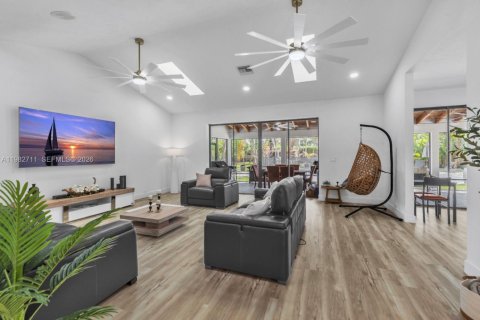 Купить виллу или дом в Майами, Флорида 3 спальни, 236.16м2, № 2047188 - фото 6