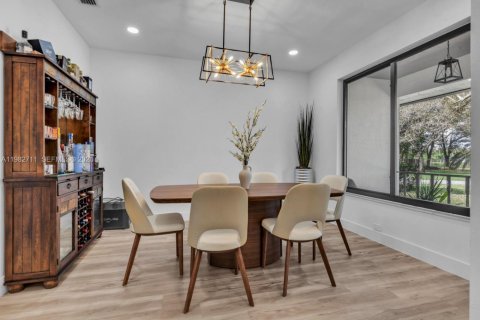 Купить виллу или дом в Майами, Флорида 3 спальни, 236.16м2, № 2047188 - фото 28