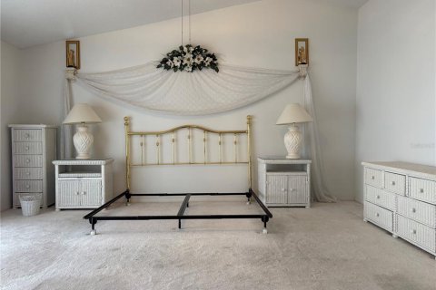 House in Brandon, Florida 3 bedrooms, 168.71 sq.m. № 1853278 - photo 11