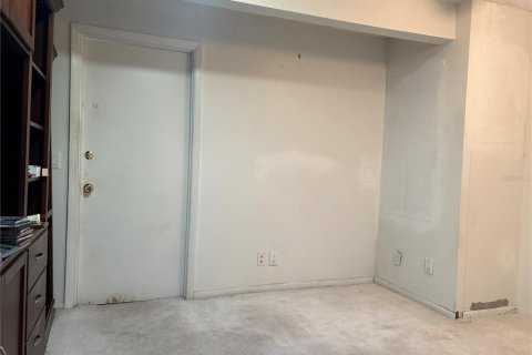 House in Brandon, Florida 3 bedrooms, 168.71 sq.m. № 1853278 - photo 18