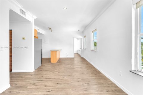 Condominio en venta en Miami Beach, Florida, 2 dormitorios, 65.03 m2 № 2027843 - foto 14