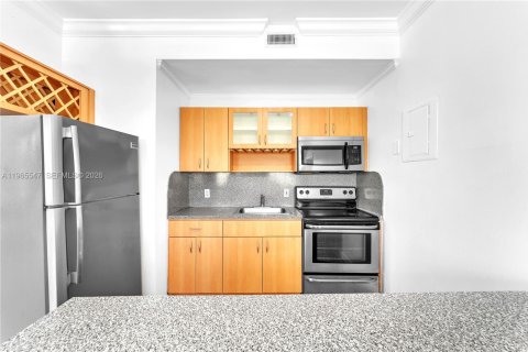 Condominio en venta en Miami Beach, Florida, 2 dormitorios, 65.03 m2 № 2027843 - foto 7