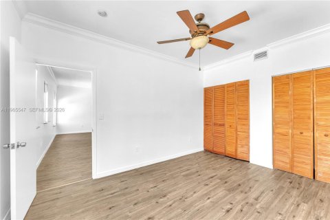 Condominio en venta en Miami Beach, Florida, 2 dormitorios, 65.03 m2 № 2027843 - foto 19