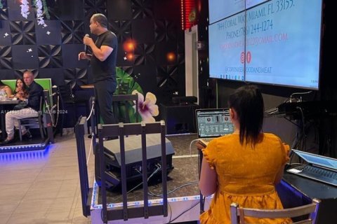 Propiedad comercial en venta en Miami, Florida № 1985662 - foto 22