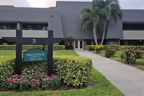 Condo in Palm Harbor, Florida, 2 bedrooms  № 2259087