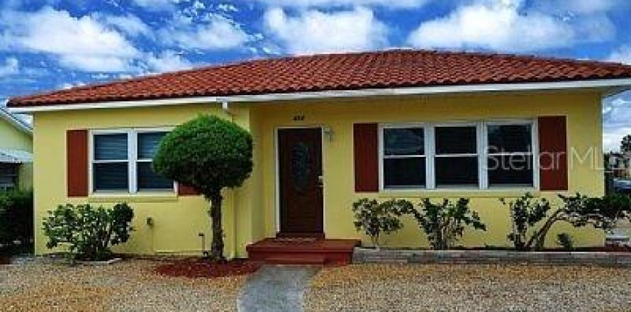 Casa en Saint Pete Beach, Florida 2 dormitorios, 96.53 m2 № 1883103