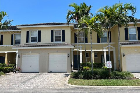 Townhouse in Boynton Beach, Florida 3 bedrooms, 155.15 sq.m. № 1809081 - photo 3