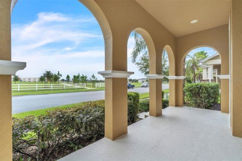 Casa en venta en Winter Garden, Florida, 5 dormitorios, 242.85 m2 № 1907359 - foto 4