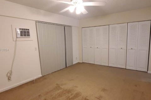 Condominio en venta en Boca Raton, Florida, 1 dormitorio, 66.89 m2 № 2035660 - foto 10