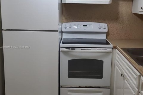 Condominio en venta en Boca Raton, Florida, 1 dormitorio, 66.89 m2 № 2035660 - foto 5