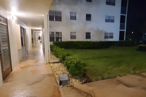 Condominio en venta en Boca Raton, Florida, 1 dormitorio, 66.89 m2 № 2035660 - foto 15