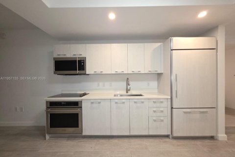 Condominio en alquiler en Miami, Florida, 1 dormitorio, 63.55 m2 № 2011211 - foto 13