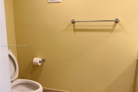 Купить кондоминиум в Майами, Флорида 3 спальни, 131.46м2, № 1799313 - фото 22