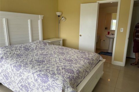 Купить кондоминиум в Майами, Флорида 3 спальни, 131.46м2, № 1799313 - фото 30