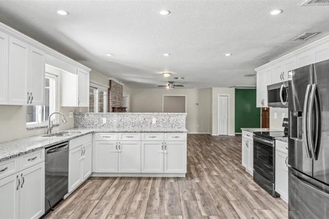 Casa en venta en Mulberry, Florida, 3 dormitorios, 184.5 m2 № 2200793 - foto 22