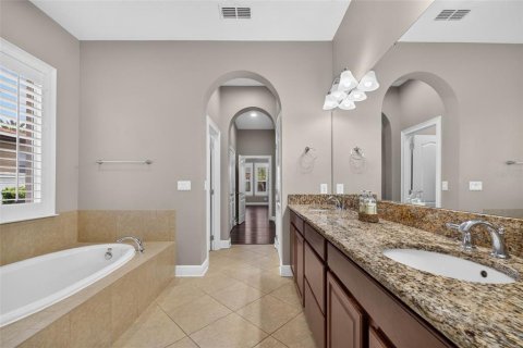 Casa en venta en Clermont, Florida, 4 dormitorios, 291.71 m2 № 2210651 - foto 27
