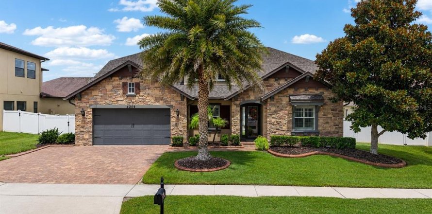 Casa en Clermont, Florida 4 dormitorios, 291.71 m2 № 2210651