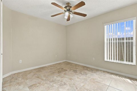 Casa en venta en Kissimmee, Florida, 6 dormitorios, 253.16 m2 № 2384417 - foto 26