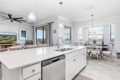 Condominio en venta en Bradenton, Florida, 2 dormitorios, 106.09 m2 № 2409984 - foto 3