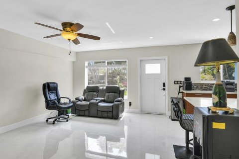 Villa ou maison à vendre à Pompano Beach, Floride: 3 chambres, 107.86 m2 № 2270830 - photo 15