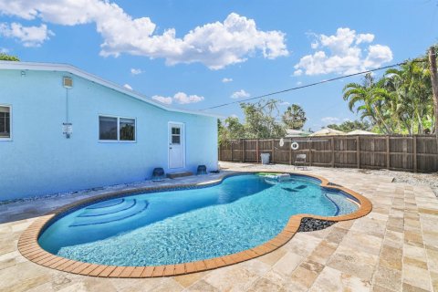 Villa ou maison à vendre à Pompano Beach, Floride: 3 chambres, 107.86 m2 № 2270830 - photo 24