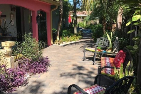 Commercial property in Fort Lauderdale, Florida 167.22 sq.m. № 2083149 - photo 3