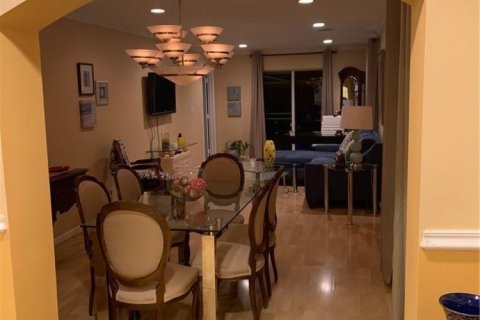 Commercial property in Fort Lauderdale, Florida 167.22 sq.m. № 2083149 - photo 13