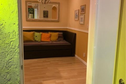 Commercial property in Fort Lauderdale, Florida 167.22 sq.m. № 2083149 - photo 8