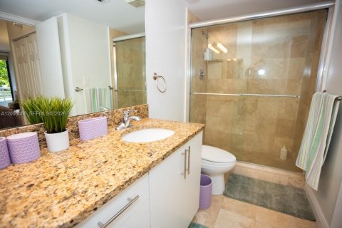 Condo in Aventura, Florida, 2 bedrooms  № 2170728 - photo 7