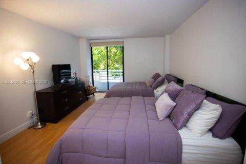 Condo in Aventura, Florida, 2 bedrooms  № 2170728 - photo 4