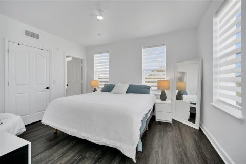 Condo in Celebration, Florida, 3 bedrooms  № 1511004 - photo 4
