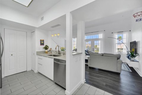 Condo in Celebration, Florida, 3 bedrooms  № 1511004 - photo 16