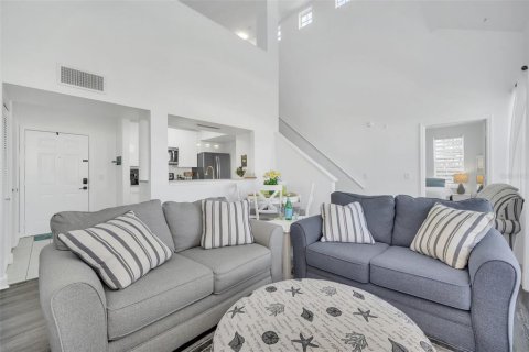 Condo in Celebration, Florida, 3 bedrooms  № 1511004 - photo 21